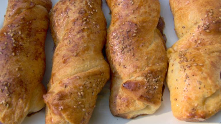 Easy Crescent Cheddar Twists Created by Sharon123
