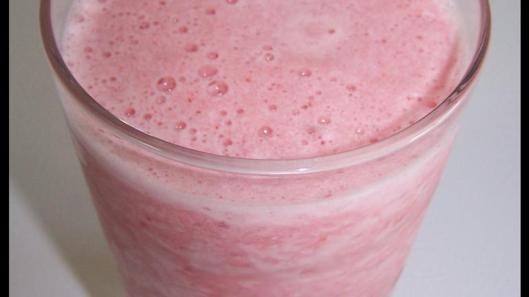 Strawberry Julius Copycat created by kzbhansen