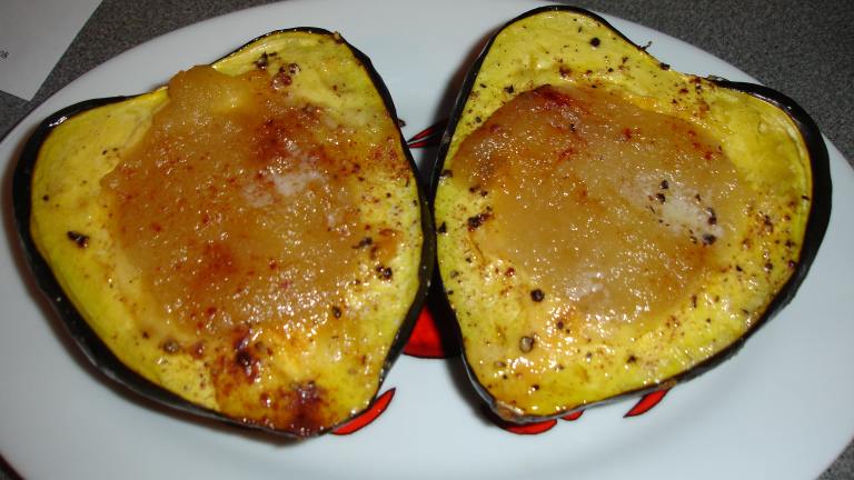Acorn Squash Roasted With Applesauce Created by Janni402