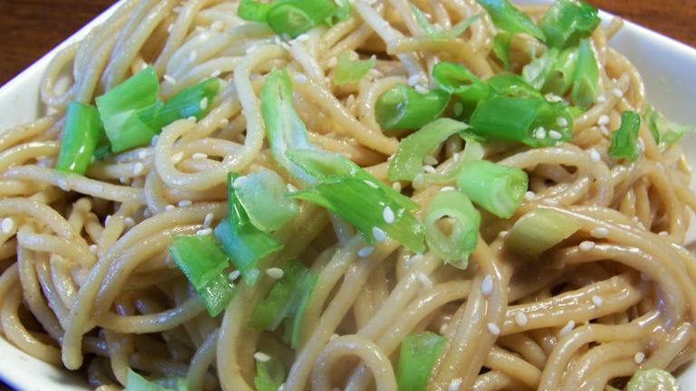 Indonesian Sesame Noodles Created by Parsley