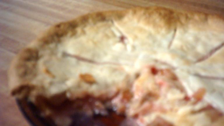 Sour Cream Rhubarb Pie Created by tuttifrutti1