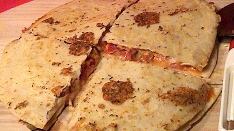 Easy Pizzadillas Created by Lori Mama