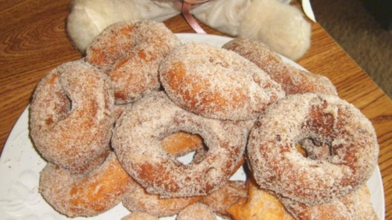 Fried Cinnamon-Sugar Doughnuts Created by Chabear01