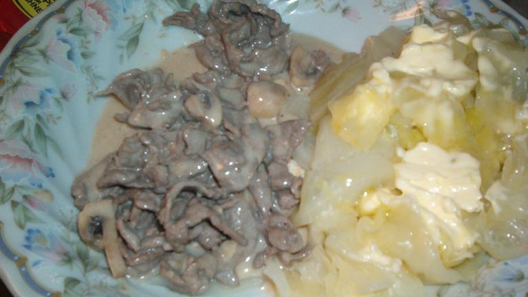 Low-Carb Beef Stroganoff Created by Artsy Chef