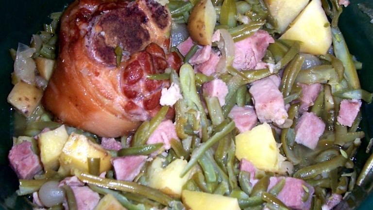 Ham, Green Beans, & Potatoes in the Crock Pot created by AmyMCGS