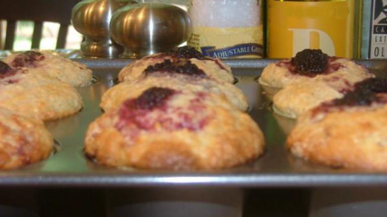 Langley Blackberry Muffins created by Lvs2Cook