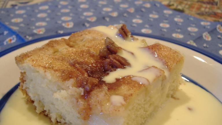 Warm Apple and Cinnamon Cake Created by MarieRynr