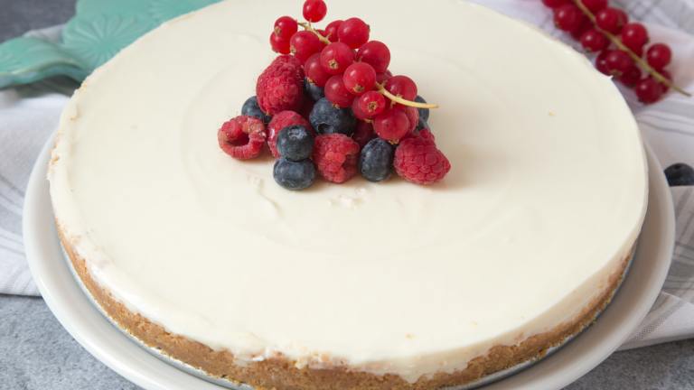 Beautiful No Bake Cheesecake Created by anniesnomsblog