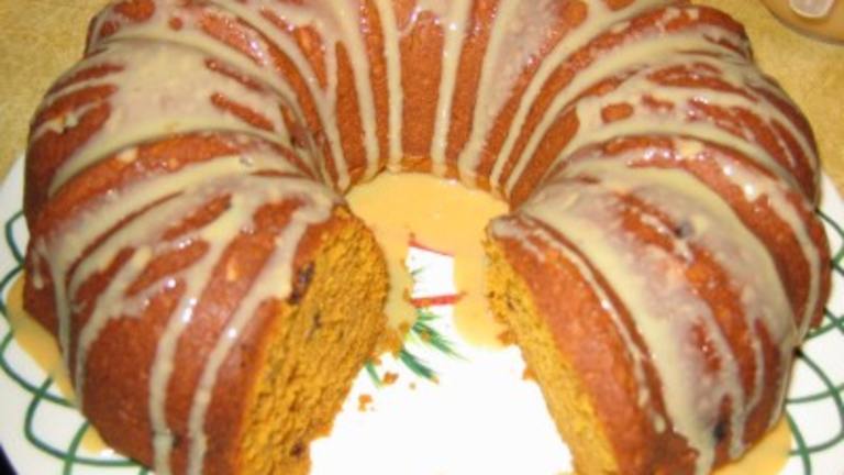 Pumpkin Raisin Spice Bundt Cake Created by Carb Lover