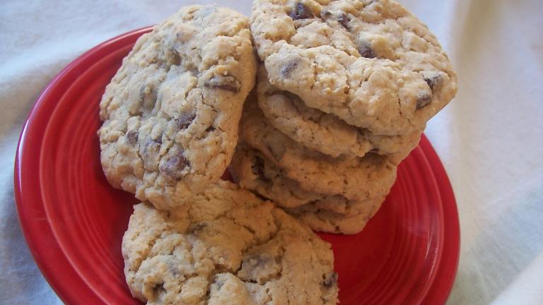 Oatmeal Chocolate Chip Cookies created by Parsley