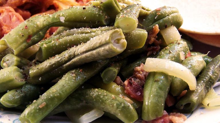 Quick Flavorful Green Beans created by PaulaG