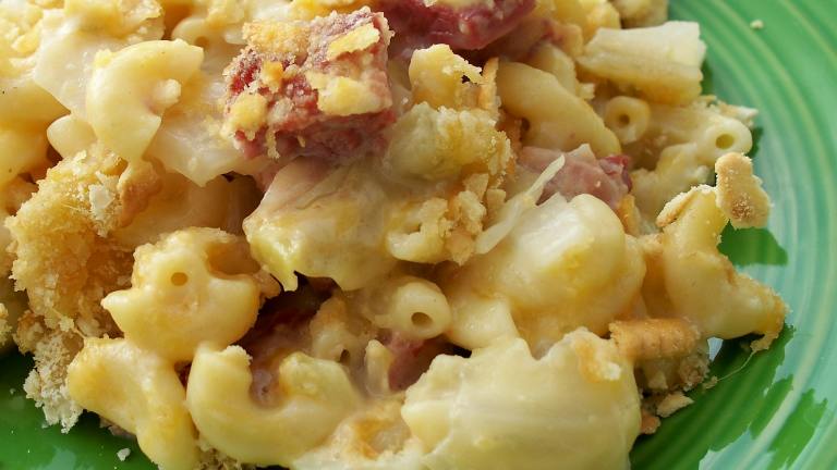 Macaroni and Corned Beef Casserole Created by Parsley