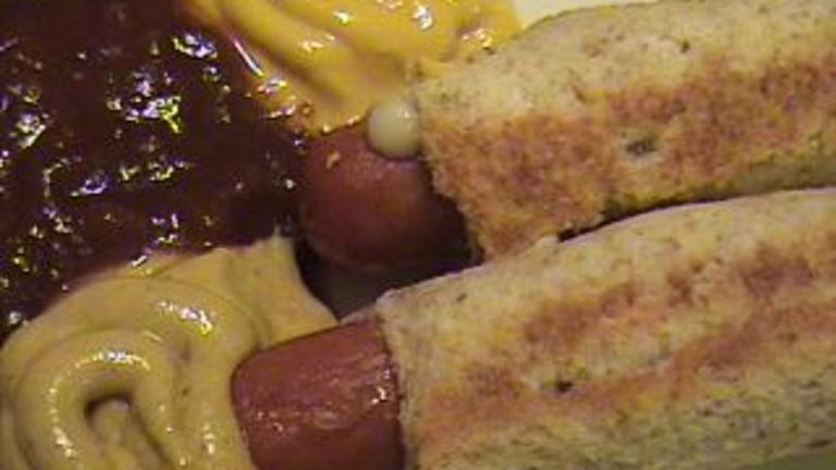 Frankfurter Wurstchen Im Schlafrock (Hot and Crusty Frankfurter created by Mamas Kitchen Hope