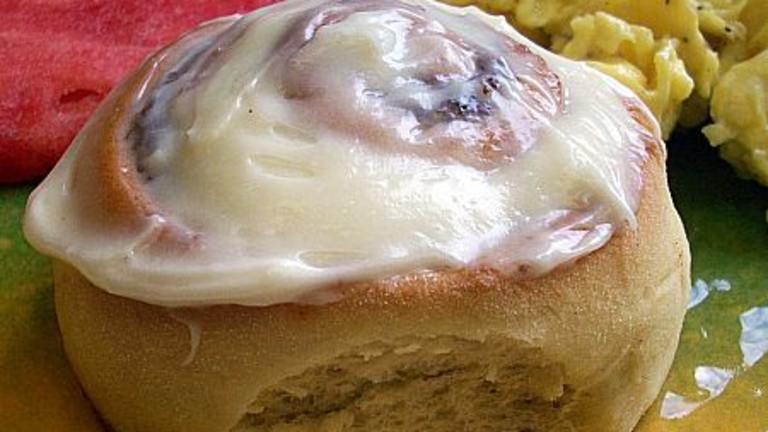 Cinnamon Rolls With Cream Cheese Frosting created by diner524