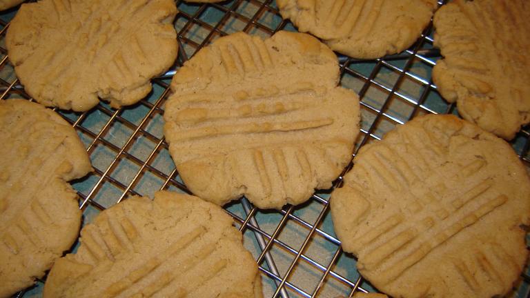 Blue Ribbon Peanut Butter Cookies created by MA HIKER