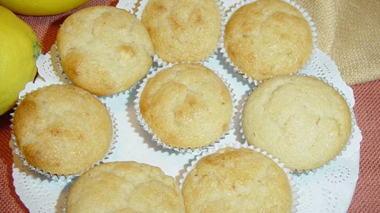 Tangy Lemonade Muffins Created by Trixyinaz