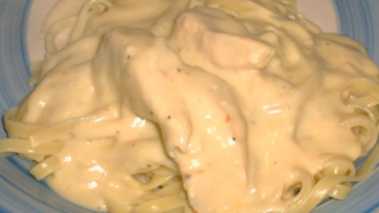 Easiest Crock Pot Chicken Alfredo Created by Troop Angel