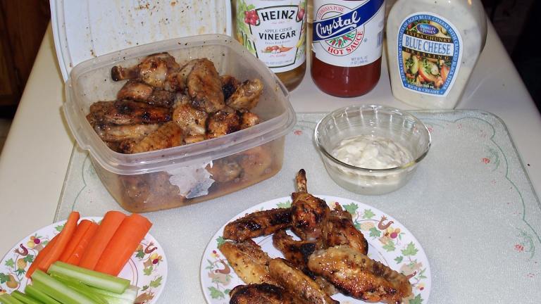 Broiled Chicken Wings created by Chef Booshman