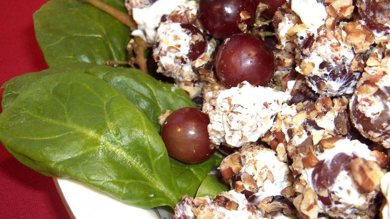 Cream Cheese Grapes With Nuts Created by Derf2440