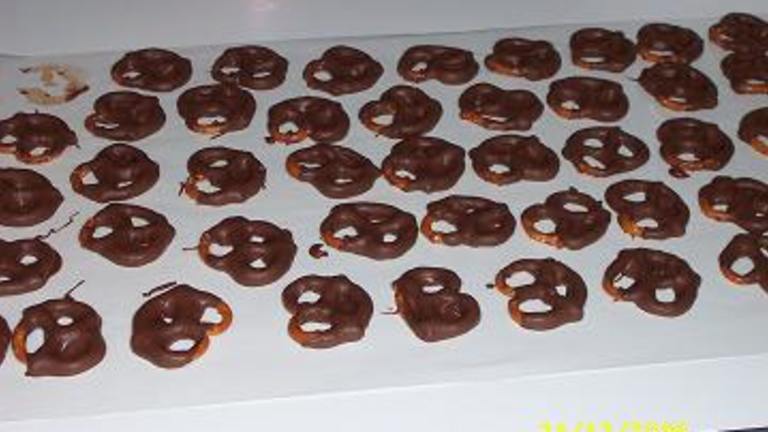 Sweet & Salty Chocolate-Covered Pretzels Created by ShortyBond