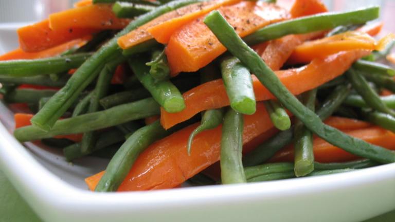 Easy Buttered Green Beans and Carrot Sticks created by Redsie