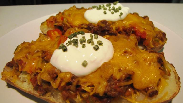 Ground Beef and Salsa Stuffed Potatoes created by loof751
