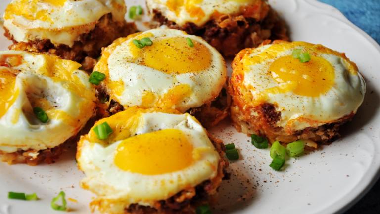 Tater Tot Cups With Cheese and Eggs created by SharonChen