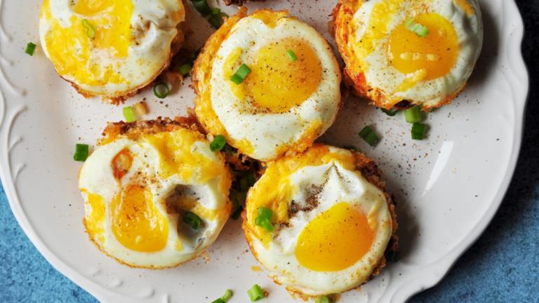 Tater Tot Cups With Cheese and Eggs Created by SharonChen