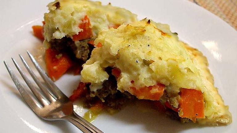 Ground Beef and Sausage Pie (Pastry or Potato Topped) created by VickyJ