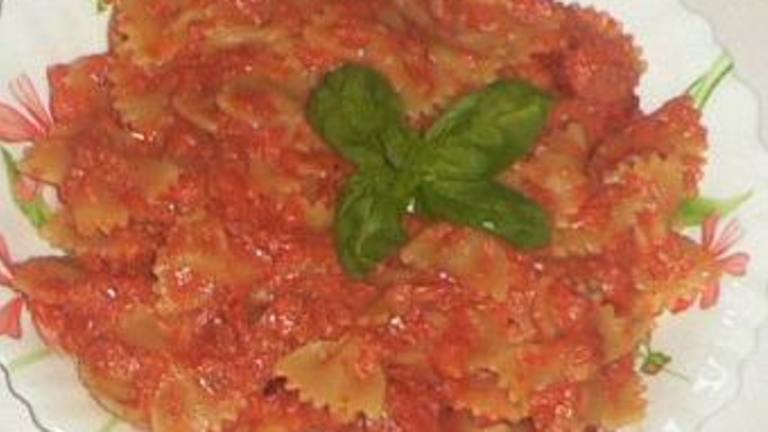 Farfalle With Sausage, Tomatoes, and Cream created by Funny Cooking
