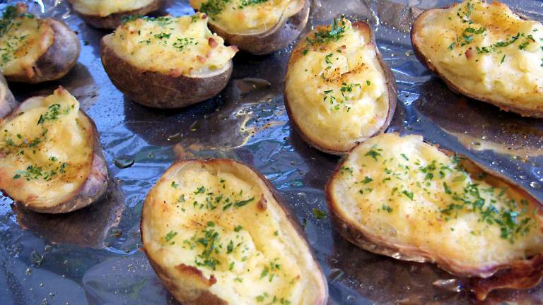 cheesy-stuffed-baked-potatoes-recipe-food