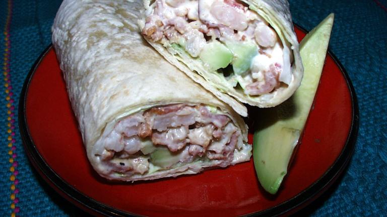 Avocado, Bacon and Shrimp Wraps created by twissis