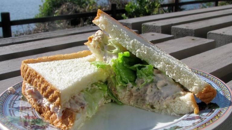 Tuna Sandwich: Simple and Delicious created by lazyme