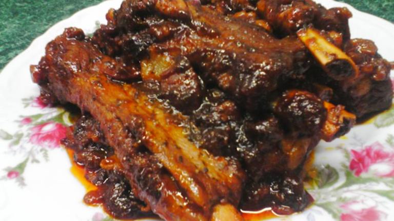 Spicy Pork Ribs With Garlic and Tomatoes Created by 2Bleu