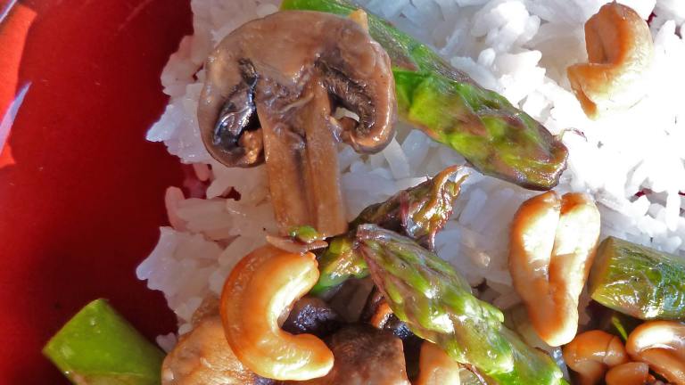 Oriental Asparagus and Mushrooms Created by Artandkitchen