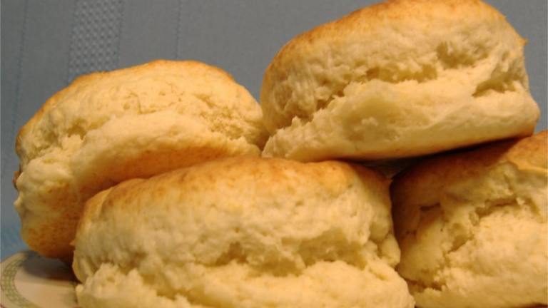 Biscuits (Baking Powder or Buttermilk) Created by Debs Recipes