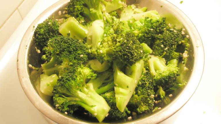 Broccoli With Sesame Seeds and Scallions created by dicentra