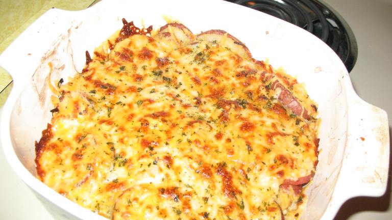 Garlic Scalloped Potatoes Created by TerribleCook1017