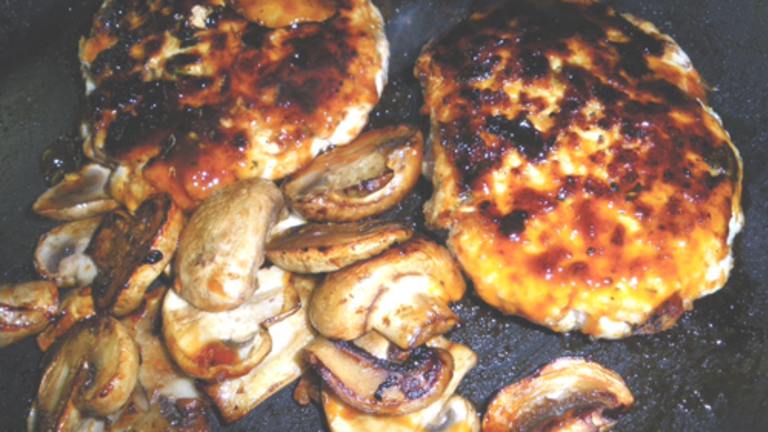 Mouth-Watering Italian Turkey Burgers Created by Bergy