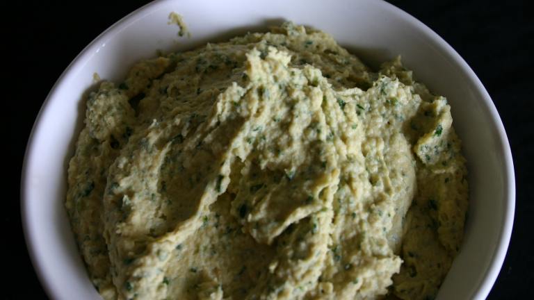 Mrs. G's Garlic Cilantro Pine Nut Hummus created by Triplit Mom