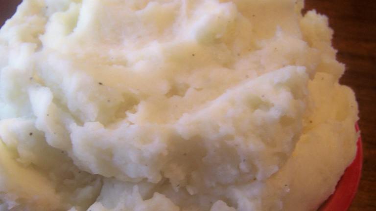 The Very Best Mashed Potatoes Created by Parsley
