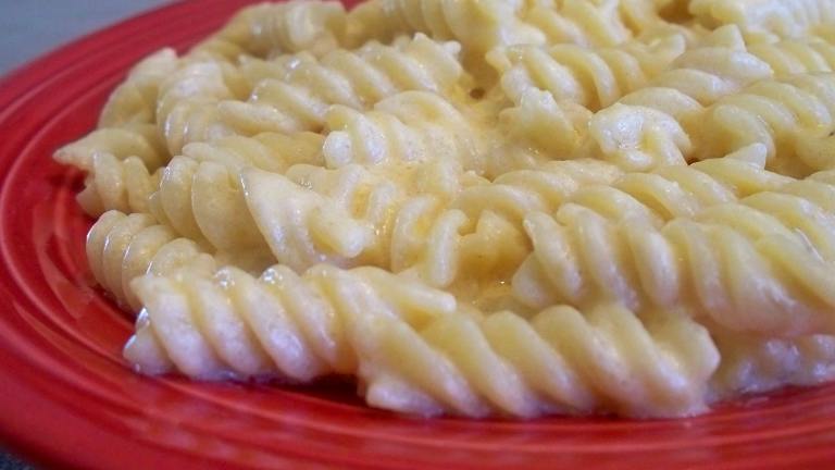 Garlic Cheese Noodles created by Parsley