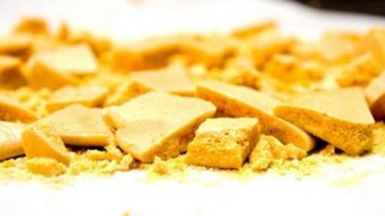 Simple Honeycomb created by The Crunch King