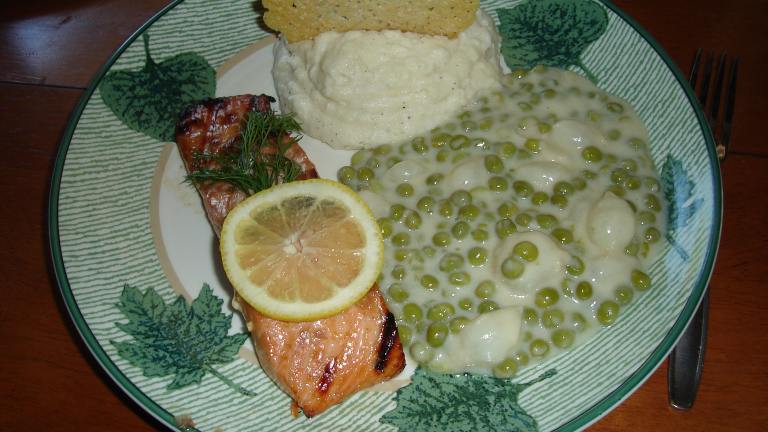 Momma Dips Creamed Peas With Pearl Onions Created by Johnney