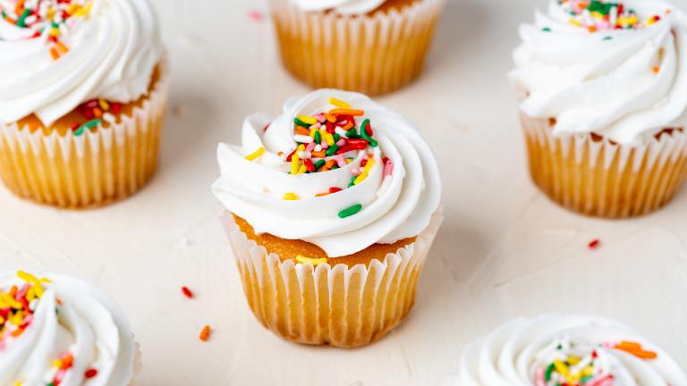 Simple Vanilla Cupcakes created by hello.twobites