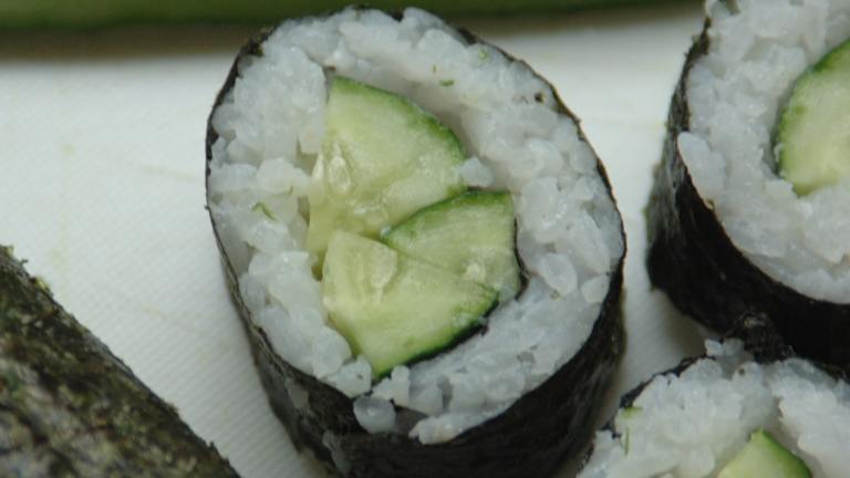 Kappa Maki (Cucumber Sushi) created by Ingy1171