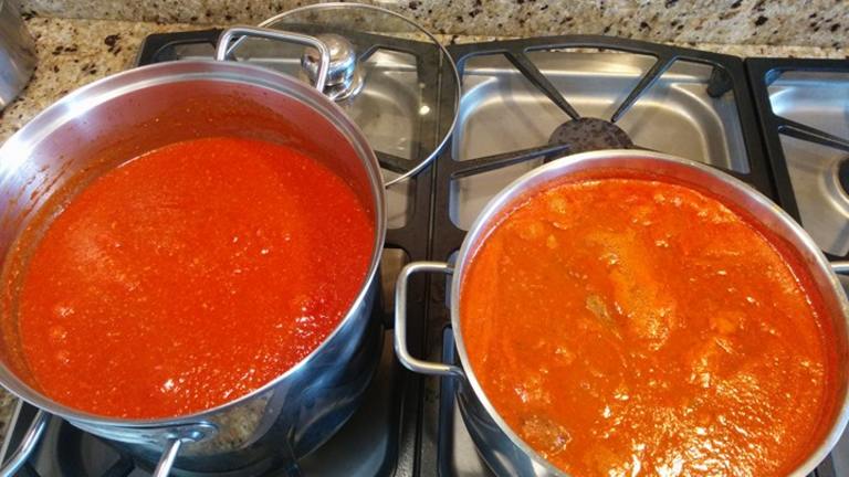 Simple Roasted Tomato and Garlic Sauce Created by emcquaid