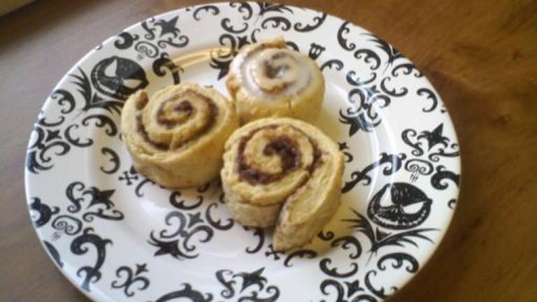 Quick and Easy Mini-Cinnamon Rolls Created by Strwbrrykisses