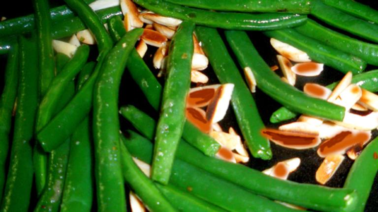 Easy Green Beans With Almonds Created by Bergy