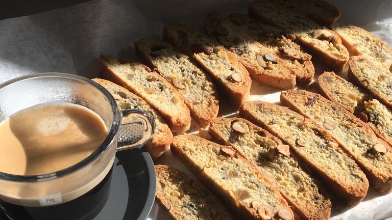 Crystallized Ginger Biscotti With Almonds and White Chocolate Created by Stella C.